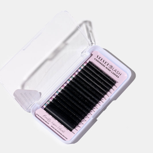 4$ Cashmere Lash Trays
